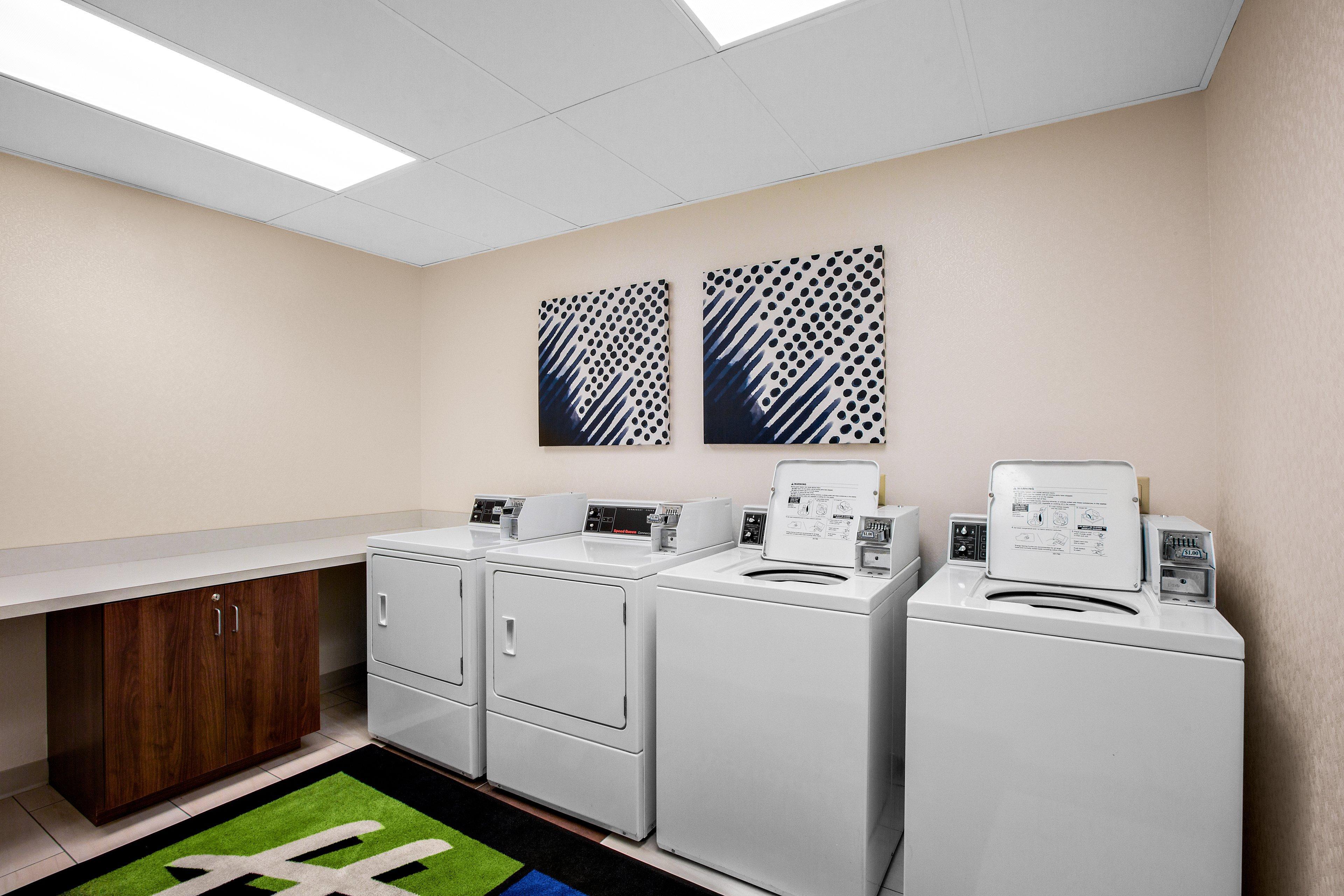 Holiday Inn Express Hotel & Suites Ontario By Ihg Kültér fotó